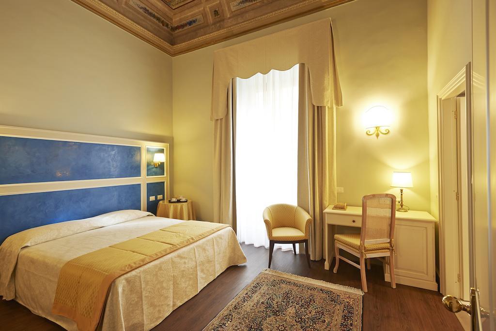 Hotel Firenze Capitale Phòng bức ảnh